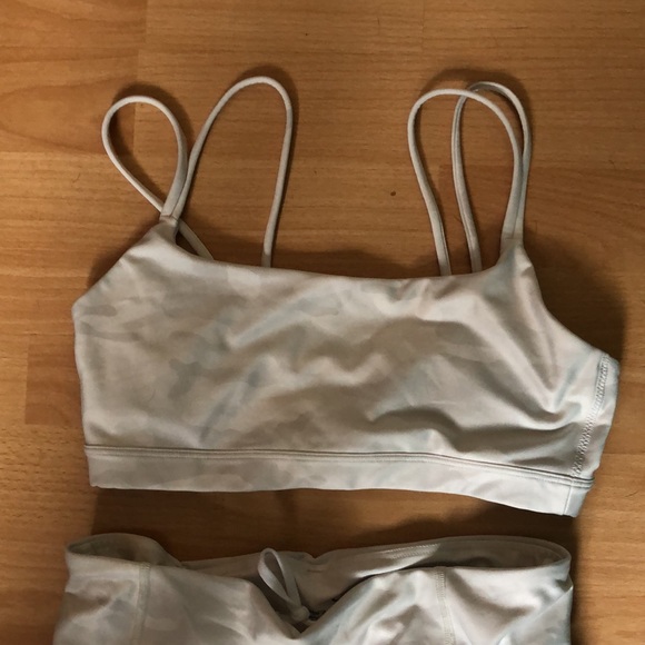 GAPFit Workout Bra and Leggings-Small - Picture 2 of 9